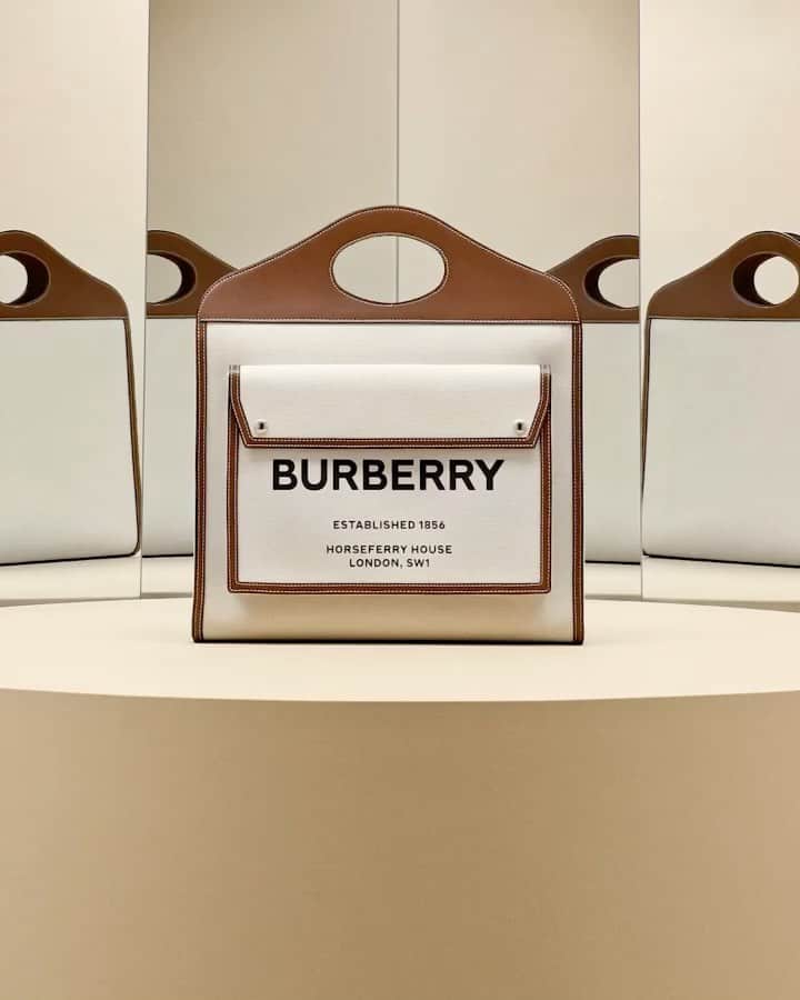 のインスタグラム：「Front and centre . The archive-inspired mini Pocket Bag - crafted in canvas and leather and stamped with our signature Horseferry print . #Burberry #ThePocketBag #BurberryPreAW20  .  Music by @lilocox_」