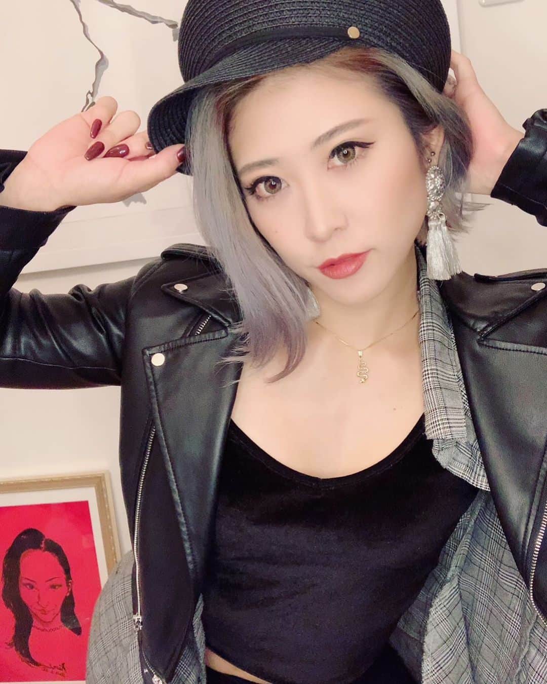 Kumiのインスタグラム：「. 明日は良い1日になりますよーに☀︎」