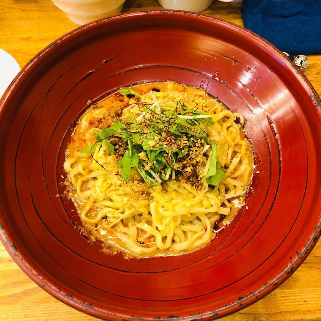山口森広さんのインスタグラム写真 - (山口森広Instagram)「最終稽古でした。 明日からは劇場入り。 どんな感じになるのか色々ドキドキです！ お客様を入れて公演できることに感謝です！ 稽古前に食べた汁無し坦々麺！ #金蠍 #汁無し坦々麺」6月21日 18時33分 - shigehiroyamaguchi