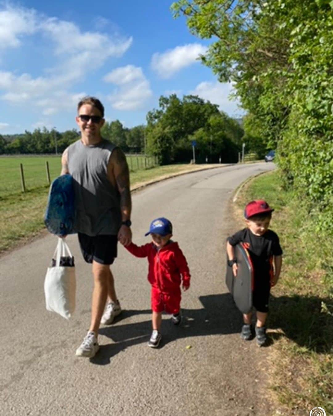 ヘレン・スケルトンさんのインスタグラム写真 - (ヘレン・スケルトンInstagram)「Grateful. 😍  #fathersday #othersday #grateful」6月21日 18時45分 - helenskelton