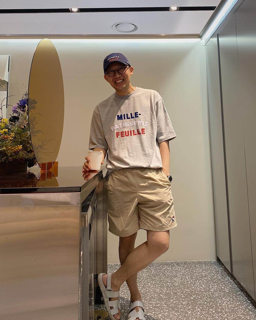 パク・ヨンインのインスタグラム：「날씨가 더워도 웃어봐요 우리... 🤪」