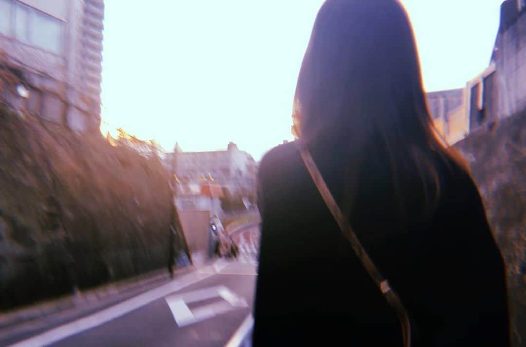 mihoro*さんのインスタグラム写真 - (mihoro*Instagram)「気付いたらもう6月後半だて、はええええ、なんだか世間様から置いてかれた気分、私だけ3月に取り残された気分、ひゃ〜」6月21日 19時01分 - mimimi.313131