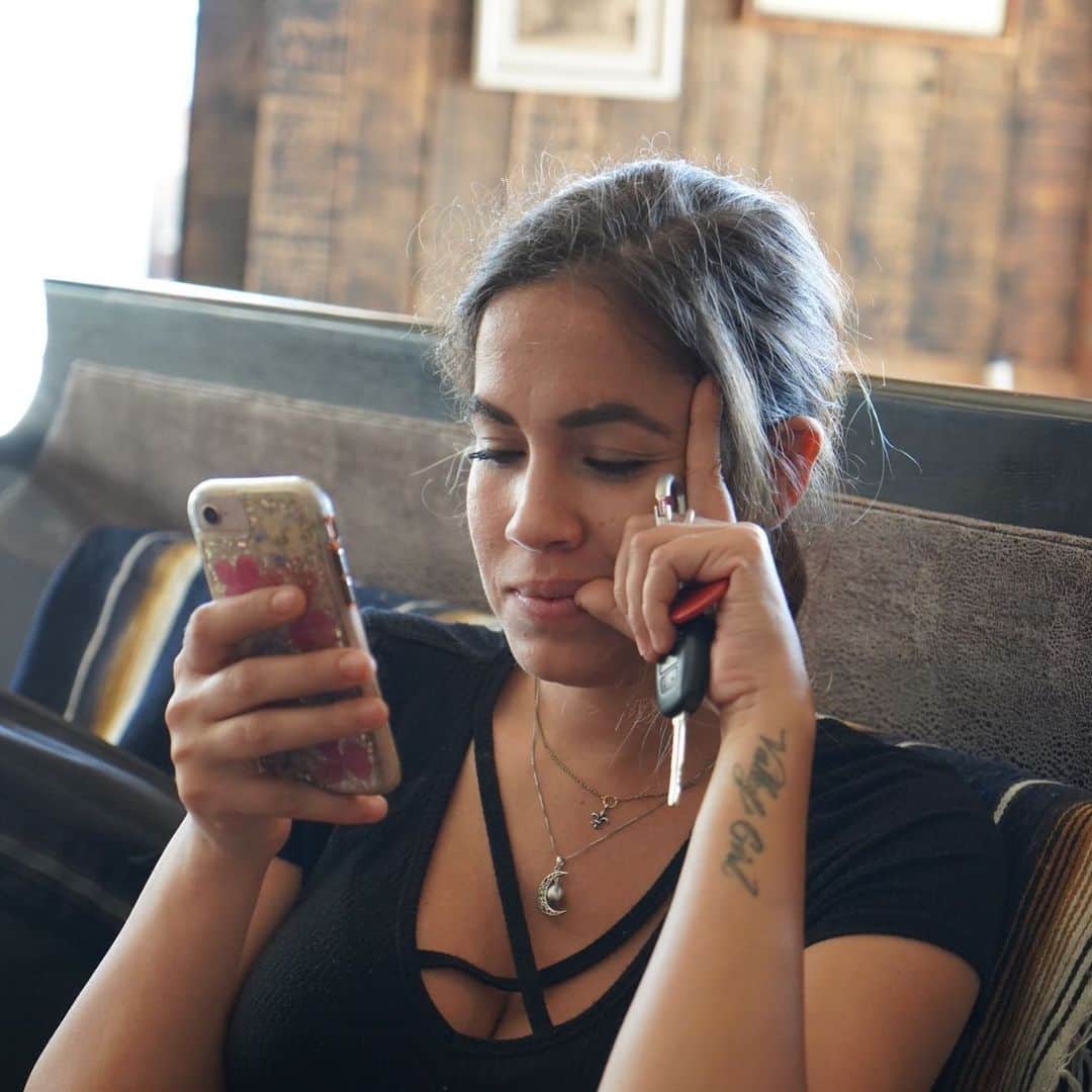 イシス・テイラーのインスタグラム：「This is my 2020 #mood 📸: @thirstyrevivalist」