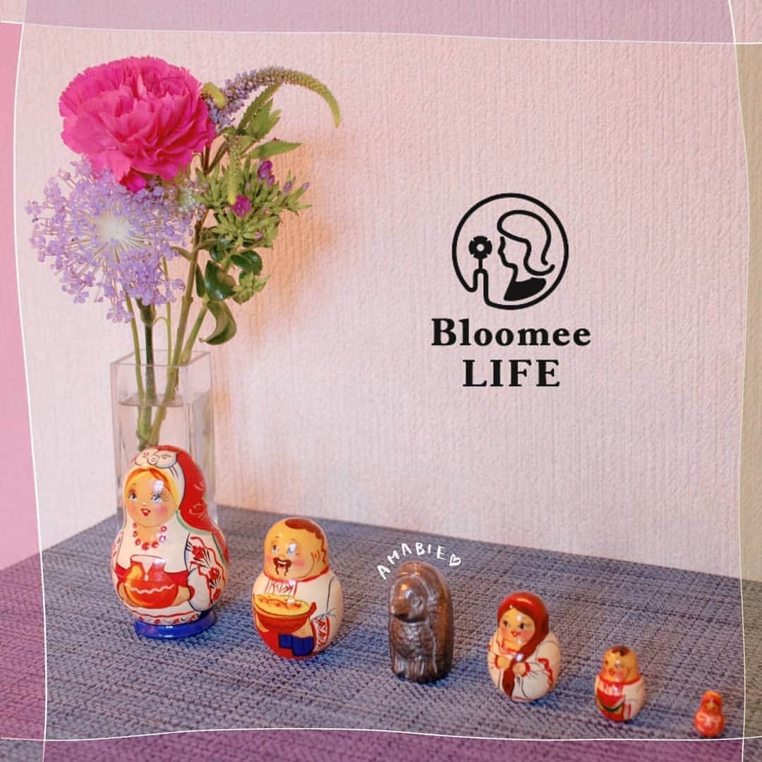 南里沙さんのインスタグラム写真 - (南里沙Instagram)「ウクライナのリヴィウで公演があった時に連れて帰ったマトリョーシカ。アマビエさんも仲間入りです(*´-`) ﻿ ﻿ "お花のある暮らし"への招待状✉️﻿ ﻿ @bloomeelife さんから写真のお花が届きました🌼﻿毎月お花が届きます。 ﻿ 初回が無料のクーポンがありますので、興味を持たれた方は是非(^^)﻿ ﻿ ♪クーポンコード JOY﻿ ♪有効期限 2020年6月30日﻿ ﻿ ﻿ ﻿ #マトリョーシカ #アマビエ #お花のある暮らし #bloomeelife」6月21日 19時59分 - minami_risa