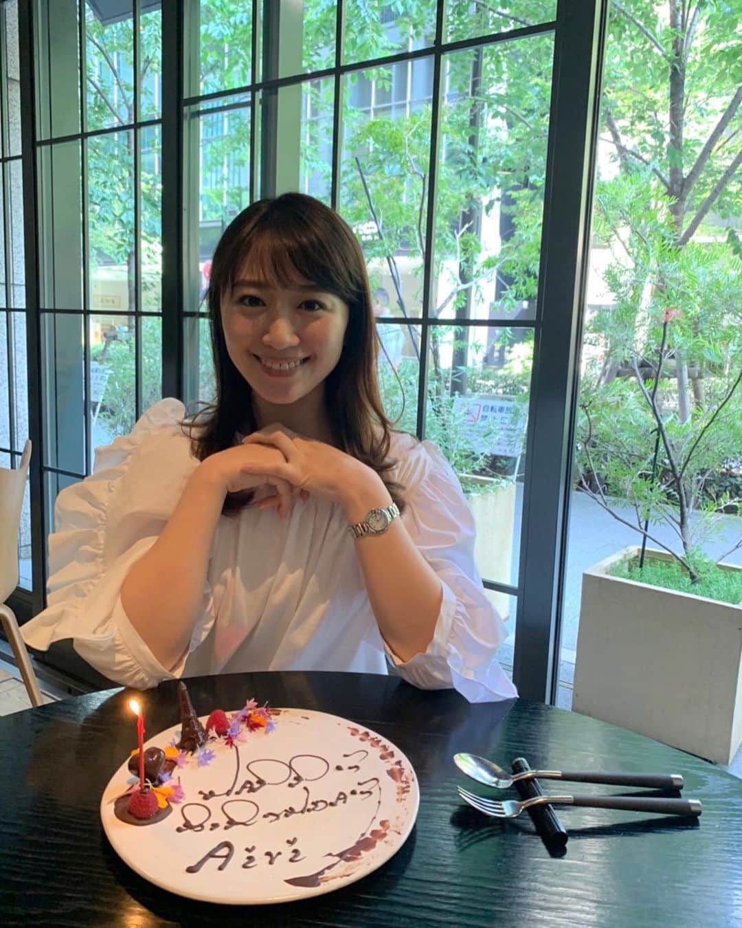 小山愛理のグルメインスタ