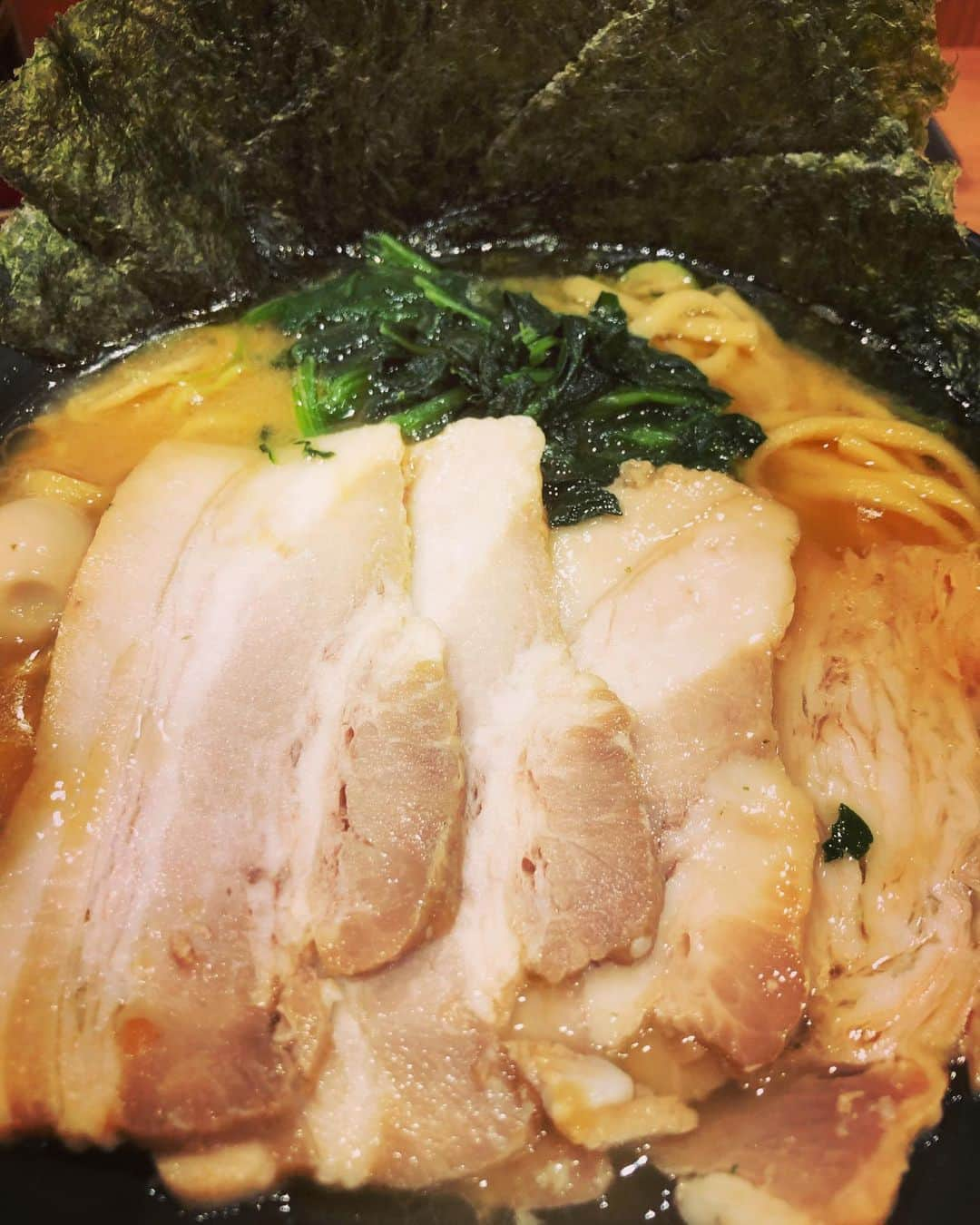 岡山祐児さんのインスタグラム写真 - (岡山祐児Instagram)「#家系 #無性に食べたくなる #チャーシュー #ノリ増し」6月21日 20時27分 - yuji.okayama