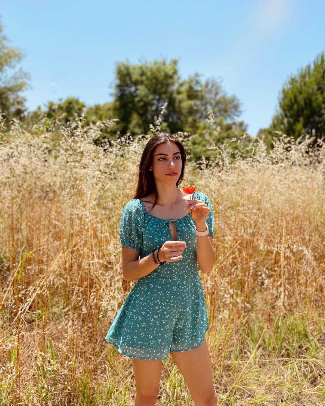 アレシア・パヴェーゼさんのインスタグラム写真 - (アレシア・パヴェーゼInstagram)「14/06/2020 🌾🌹 • • • • • • • #running  #summer2020  #fitness #sicily #sicilia #summer #flowers  #papaveri #runningmotivation #sprinter #adidasrunners #countryside #bulkpowders #motivation #runhappy #instarun #campagna #instarunner #fitgirl #runningday #gym #fitnessmotivation #runnersworld #trackandfield #bergamo」6月21日 20時32分 - alessiapavese