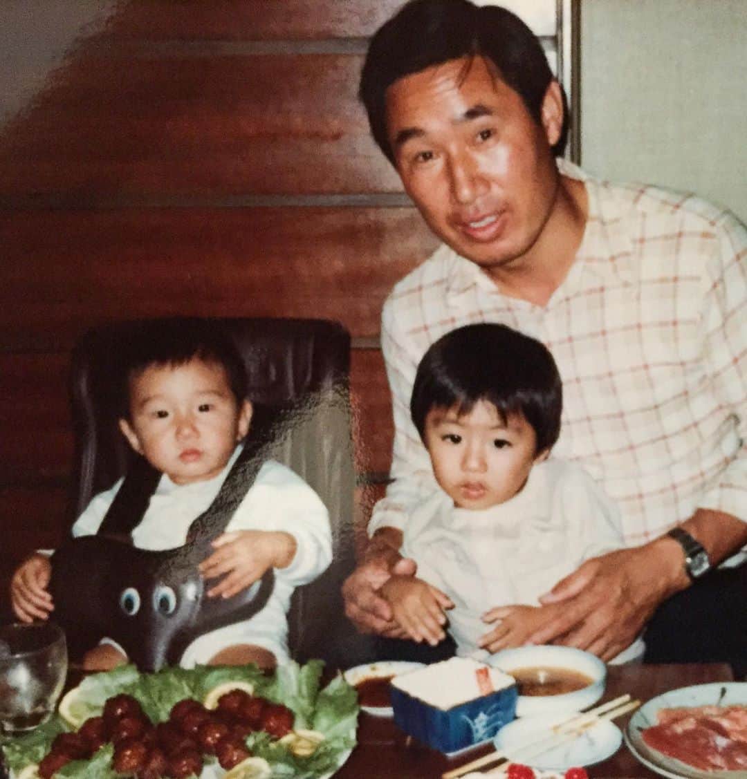 網野友雄のインスタグラム：「HAPPY FATHER'S DAY！！ 父と兄と私！似てる😂 #感謝」