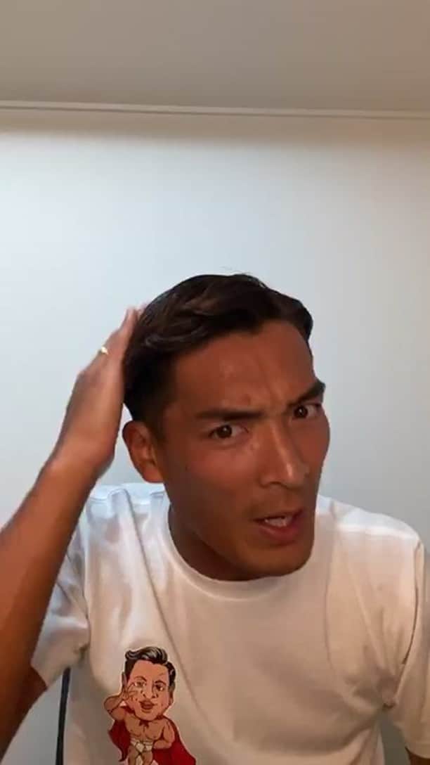 槙野智章さんのインスタグラム動画 槙野智章instagram Halten シリーズの説明と ヘアセットの動画です 6月21日 21時35分 Makino 5 Official