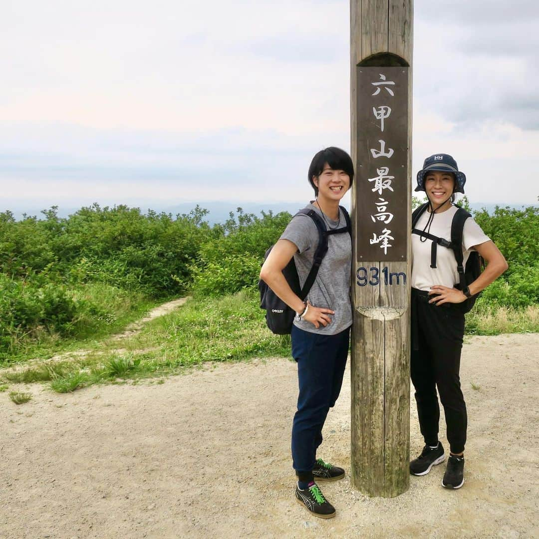 宇都宮絵莉のインスタグラム：「・ 超絶アクティブレスト⛰🏃‍♀️ ・ 新神戸→摩耶山頂→六甲山頂→有馬温泉 9時間コース🤪25km弱🤪 ・ 莉子ファミリーお誘いありがとう♡ ・ @rico.nishimura 👈この人、相変わらずいつでもポジティブでありがとう🤣笑 ・ #登山 #六甲山 #摩耶山 #有馬温泉 #登山なめてた #全くレストにならず #最高 #明日身体のどこが痛いのか楽しみ」