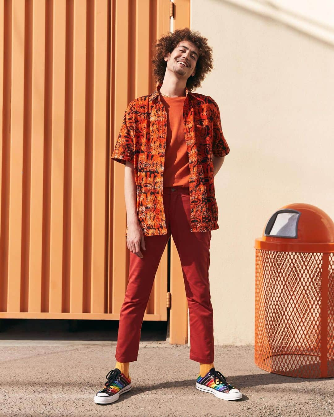 converseさんのインスタグラム写真 - (converseInstagram)「Sagi, a 24-year-old model, marketing student, and creative from Tel Aviv, Israel isn’t focusing on what’s not happening this Pride. Instead, he’s seeing the world in bright orange—the color he chose from the More Color, More Pride flag to represent his endless optimism for progress to come.⁠⠀ ⁠⠀ “I believe that the power of our community is our togetherness. Allyship is important to me because it solidifies that we're capable individually, obviously, but we’re even more capable together.” ⁠⠀ ⁠⠀ Check out our stories to hear more on Sagi’s infectiously optimistic, community-driven approach to this year’s Pride. #ConversePride」6月21日 22時54分 - converse