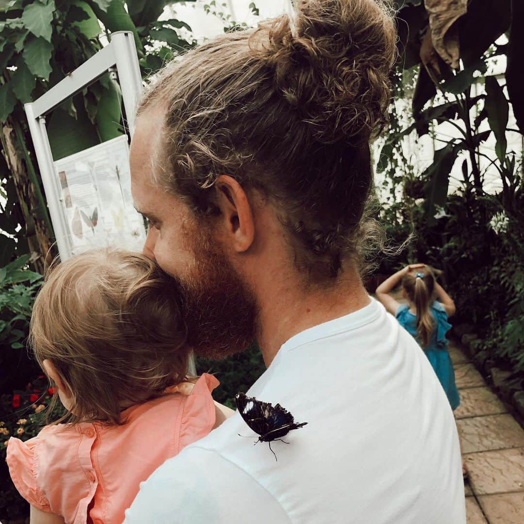 シェール・ロイドのインスタグラム：「Happy Father’s Day 💙  Delilah-Rae loves her Daddy, and so do I 😊」