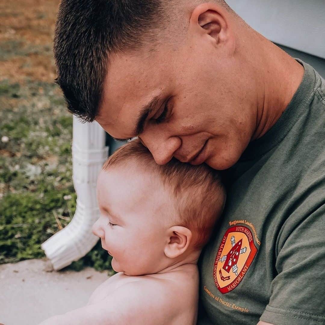 アメリカ海兵隊さんのインスタグラム写真 - (アメリカ海兵隊Instagram)「#HappyFather’s Day!  You’re never off duty when you’re a dad! Today, we celebrate all of our Marine Corps dads out there!  #USMC #Marines #Military #Dad」6月21日 23時02分 - marines