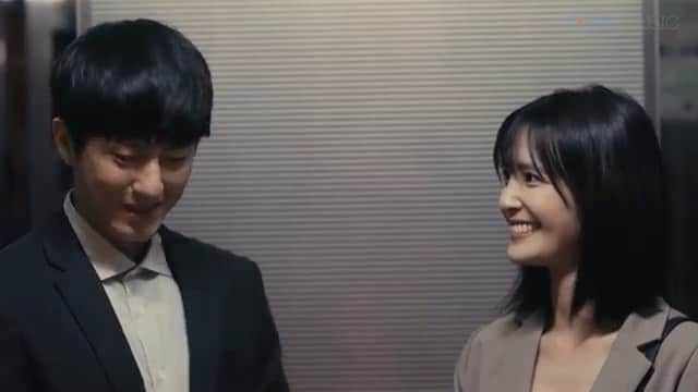 吳子霏（Ellen Wu）のインスタグラム：「﻿ 再次出演李老闆 @lironghao85 新歌mv真的很開心啊！﻿ ﻿ 看完記得傳給那個人﻿ 問一句在一起嘛好不好﻿ ﻿ 導演黃中平﻿ 搭檔演員 @haochichiu ﻿ https://youtu.be/7_lw9IHFOIY﻿ ﻿ #在一起嘛好不好」
