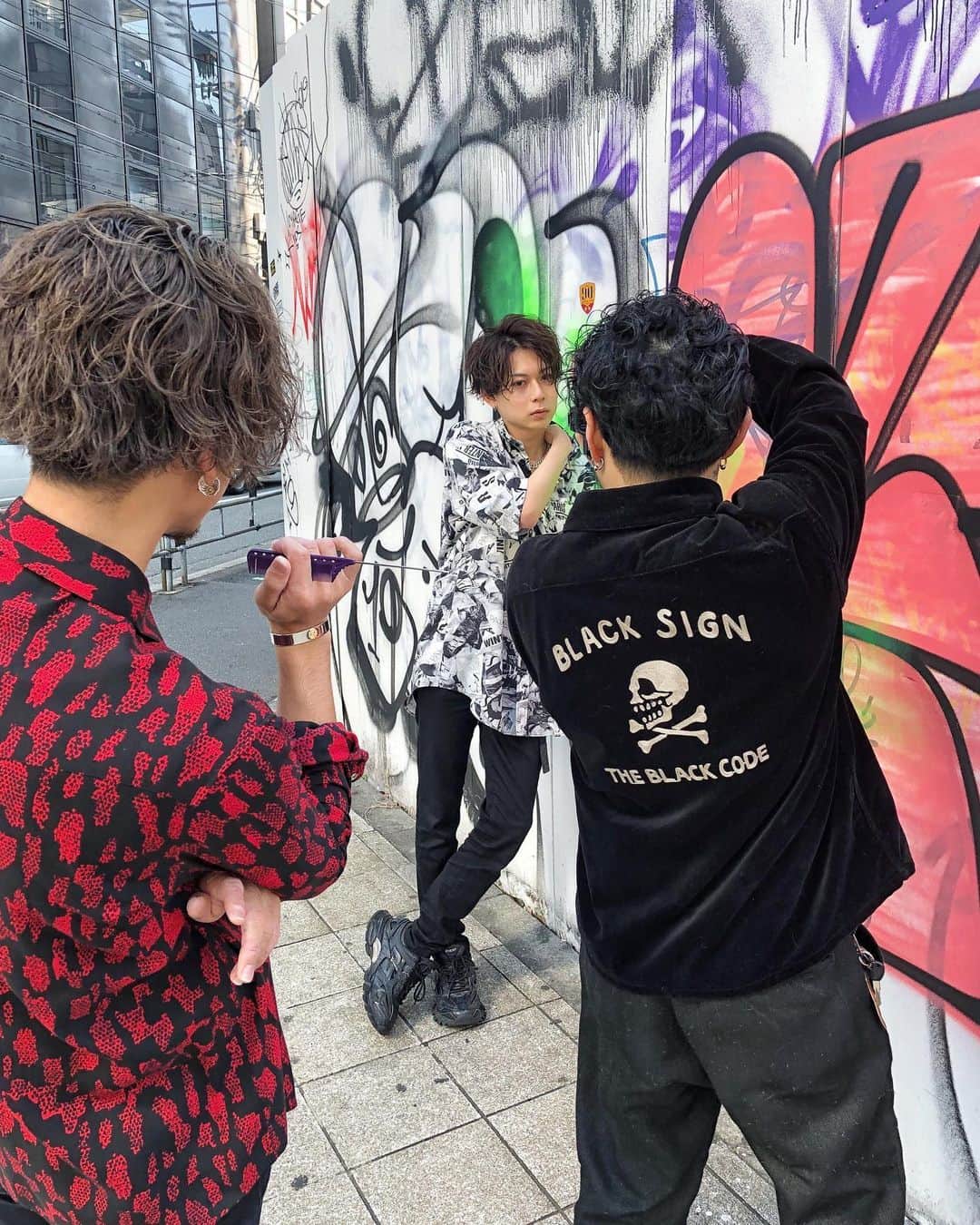 のインスタグラム：「今週も1週間ありがとうございました‼️ よし🔥この夏は、カッコいい作品をたくさん作ろう😎🏝 #OCEANTOKYOWEST #オーシャントーキョーウエスト #出井直助」