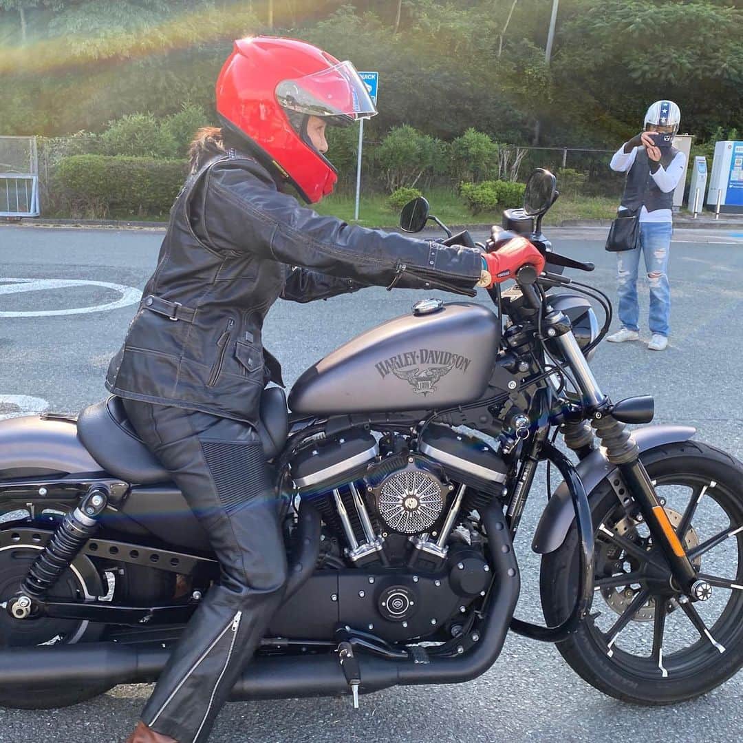 のインスタグラム：「何年ぶりかなぁ。 #熊本県#大観峰 へ #コロナに負けるな #大名盛り上げ隊 #ハーレーダビッドソン  #ハーレー好きと繋がりたい  #ハーレー好きな人と繋がりたい  #harleydavidson  #ツーリング #リフレッシュ #気分転換 #たまにはいいよね」