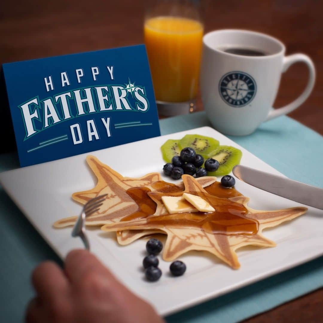 シアトル・マリナーズさんのインスタグラム写真 - (シアトル・マリナーズInstagram)「Breakfast is served. Happy #FathersDay!」6月22日 1時04分 - mariners