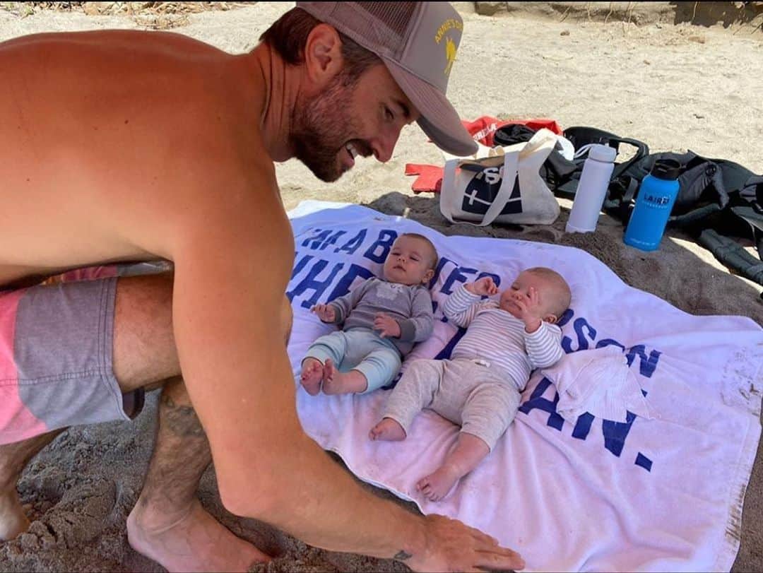 ブロディ・ジェンナーのインスタグラム：「Happy Father’s Day to this Man right here! Not only is he the best big brother anyone could ask for he is one hell of a Dad. Love you @brandonjenner ❤️」