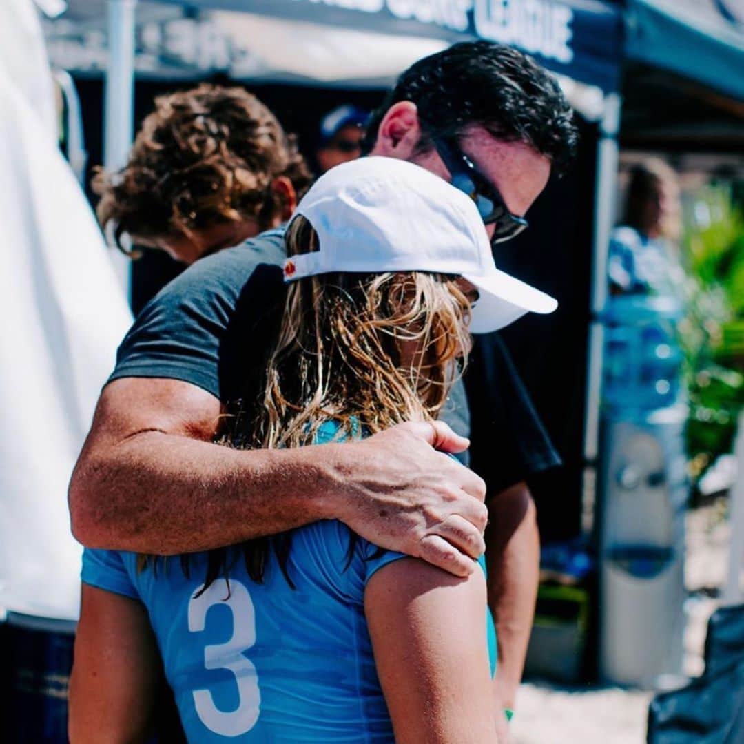 キャロライン・マークスのインスタグラム：「Happy Father’s Day dad. You’re the best ❤️」