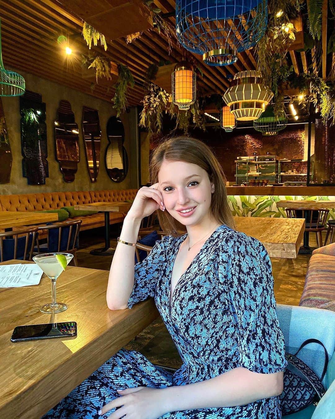 マリア・ソツコワのインスタグラム：「Love is ...❤️ #mariyasotskova  #mariasotskova  #marysot」
