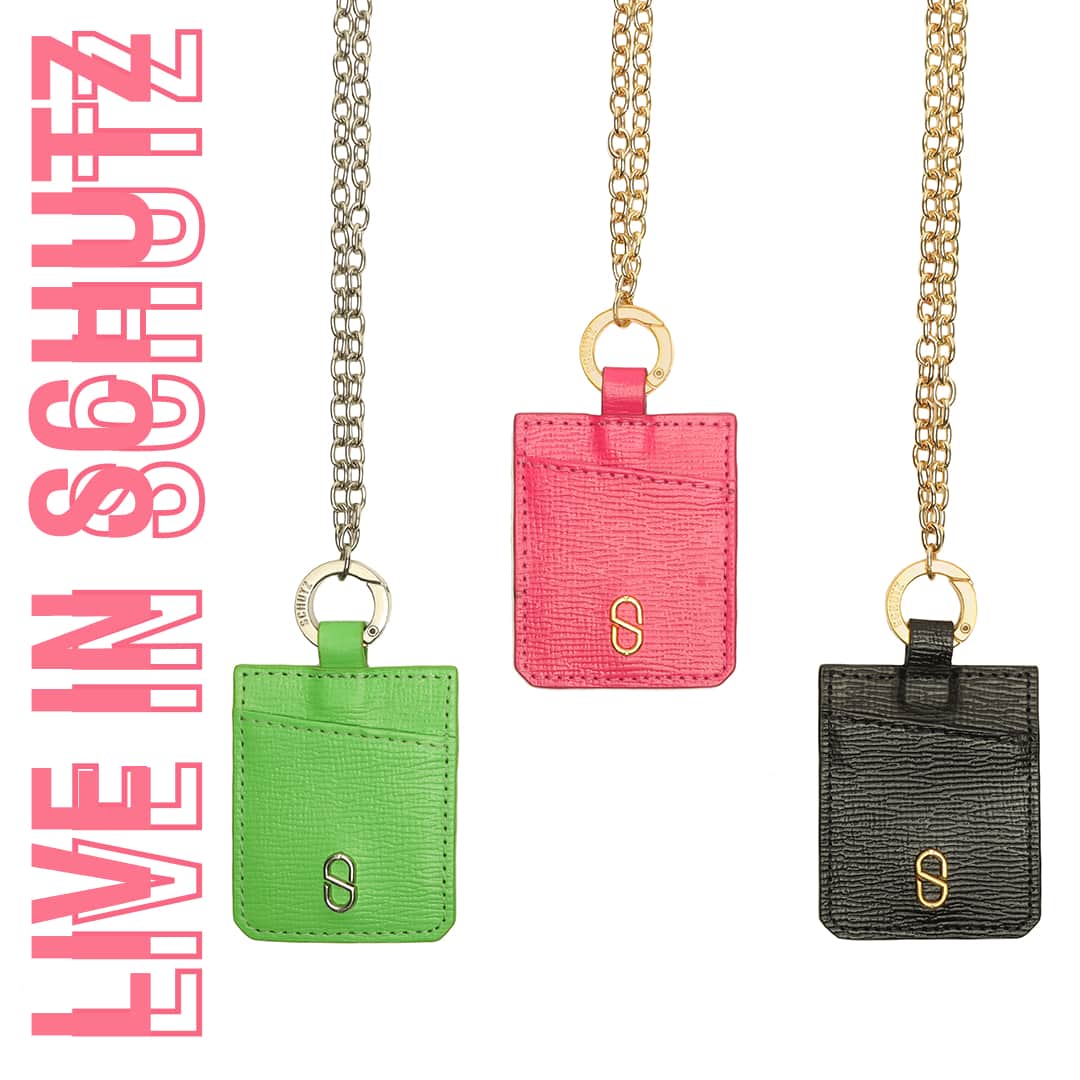 Schutzのインスタグラム：「CARRY EVERYWHERE - LIVE IN SCHUTZ CARD CASE STICKER ❤️ #liveinschutz #schutzgadgets」