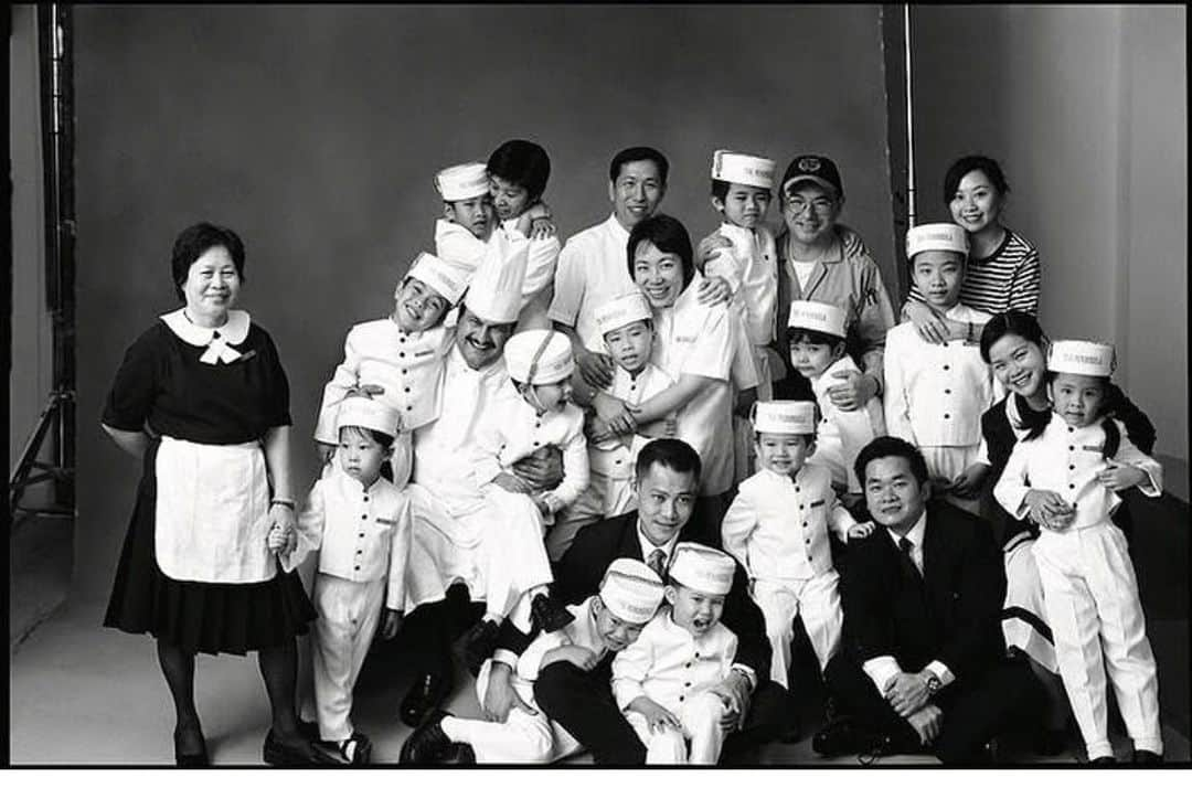 The Peninsula New Yorkさんのインスタグラム写真 - (The Peninsula New YorkInstagram)「Happy Father’s Day from our family to yours! . . . . 📸 #annieleibovitz」6月22日 4時21分 - thepeninsulanyc