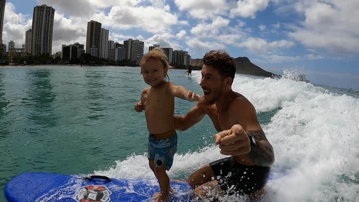 アラナ・ブランチャードのインスタグラム：「Happy Father’s Day to this amazing person. This day was made for you, you are such a natural loving dad we couldn’t ask for anything more. We love you so much @jackfreestone」