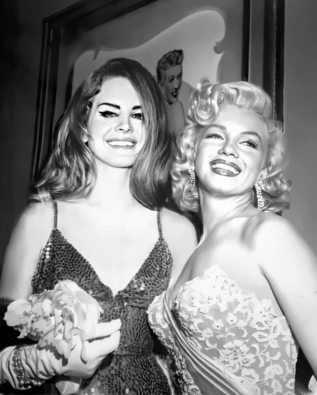 マリリン・モンローさんのインスタグラム写真 - (マリリン・モンローInstagram)「Happy 35th Birthday to the beautiful Lana Del Rey.✨She actually followed my account 4 years ago💗Follow @welovelana_ for Lana content」6月22日 5時01分 - welovemarilyn