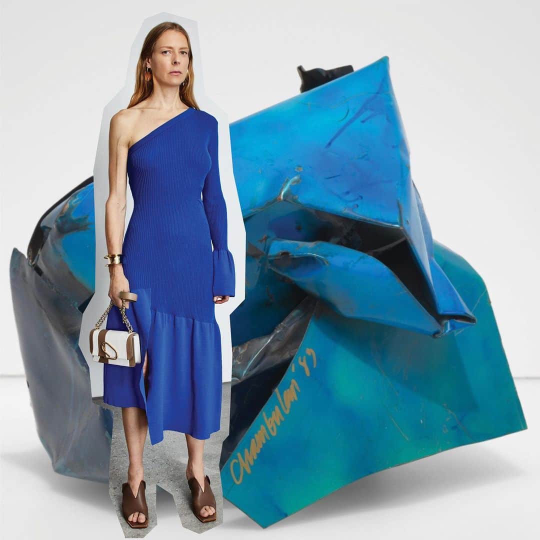 のインスタグラム：「Wardrobe separates take on a soft yet sculptural construction for the season, subtly resembling the work of artist John Chamberlain.  View the collection now at 31philliplim.com.  #31GlobalCitizens #RomancingReality」