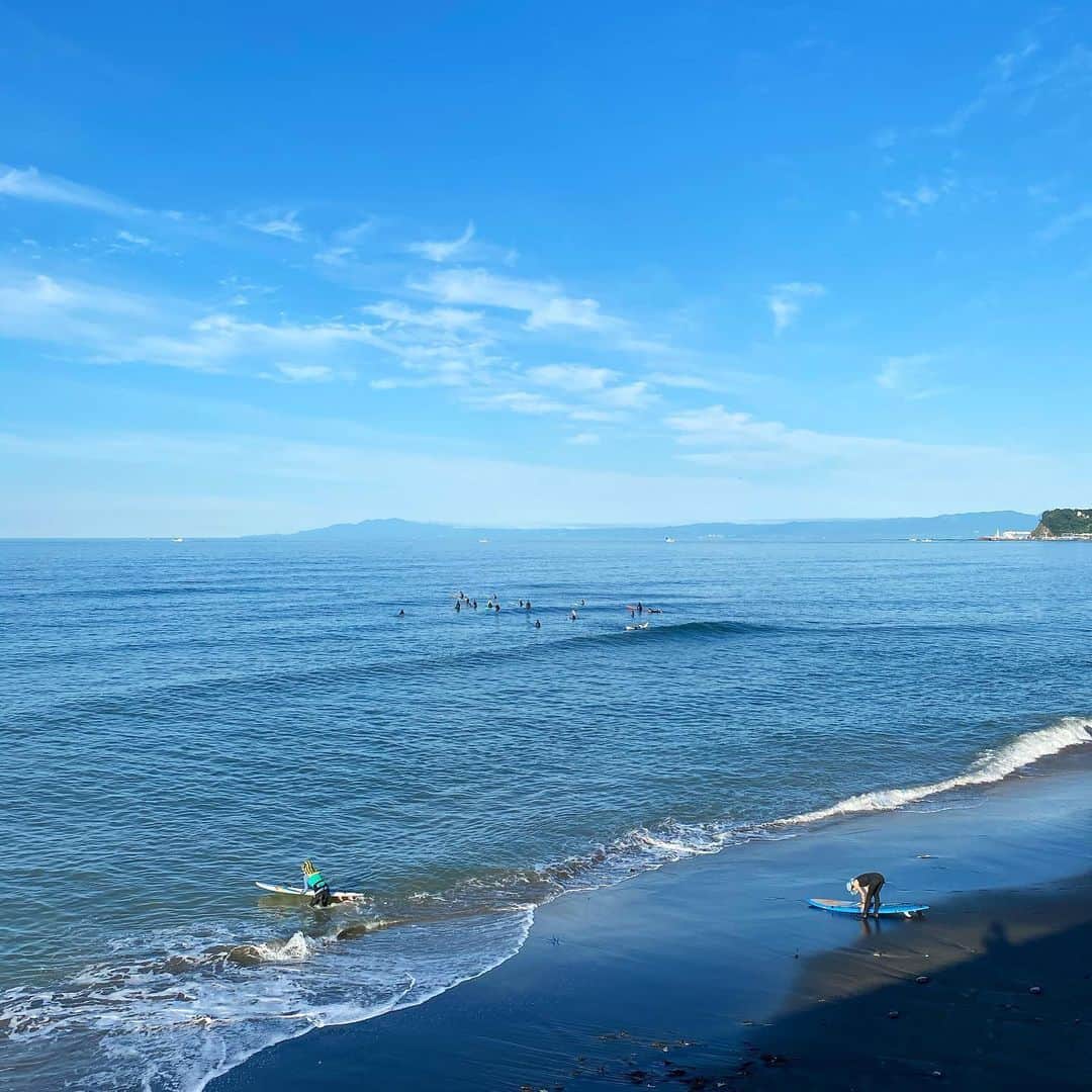 Isseki Nagaeさんのインスタグラム写真 - (Isseki NagaeInstagram)「No surf,No life  #surfinglife #surfing #smallwaves #beach #kamakura #shichirigahama  波は小さくても海はいいね！」6月22日 6時33分 - isseki_nagae