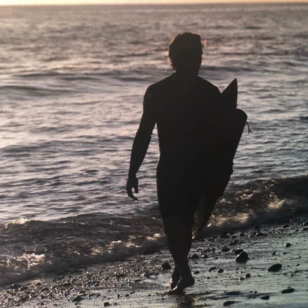 ジュリア・ロバーツのインスタグラム：「Happy Father’s Day to all the Fathers and Father figures. Most especially this man. ♥️♥️♥️ our compass and unfaltering inspiration. 💖」