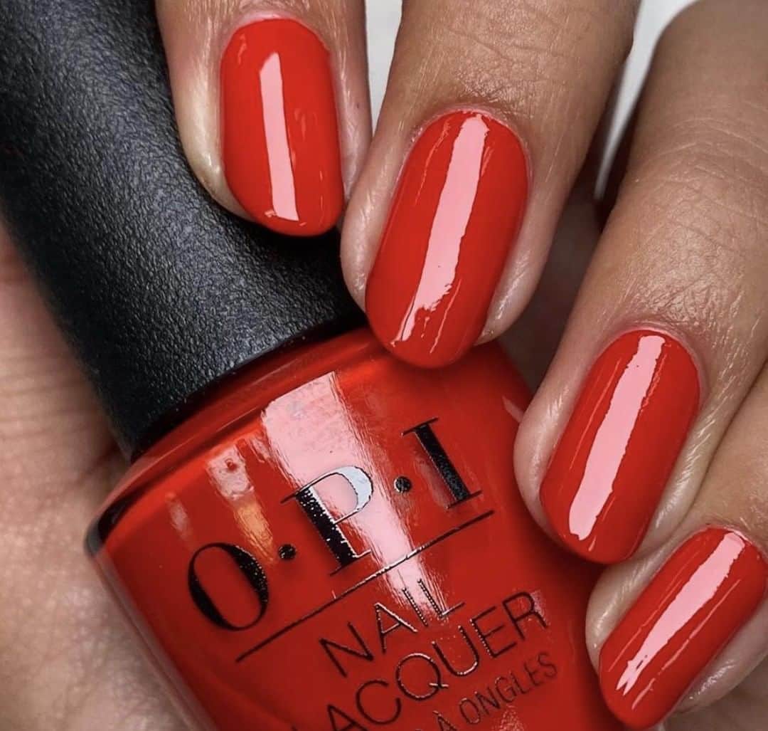 OPIさんのインスタグラム写真 - (OPIInstagram)「Embrace strength, love and energy all around you with a vibrant #RedMani.❤️ @nailuscious  Shade: #VivaOPI  #Red #RedNails #OPIObsessed #ColorIsTheAnswer #NOTD #NailSwag #NailsOfInstagram #NailsOnFleek #NailPolish #Nails #OPI」6月22日 7時00分 - opi