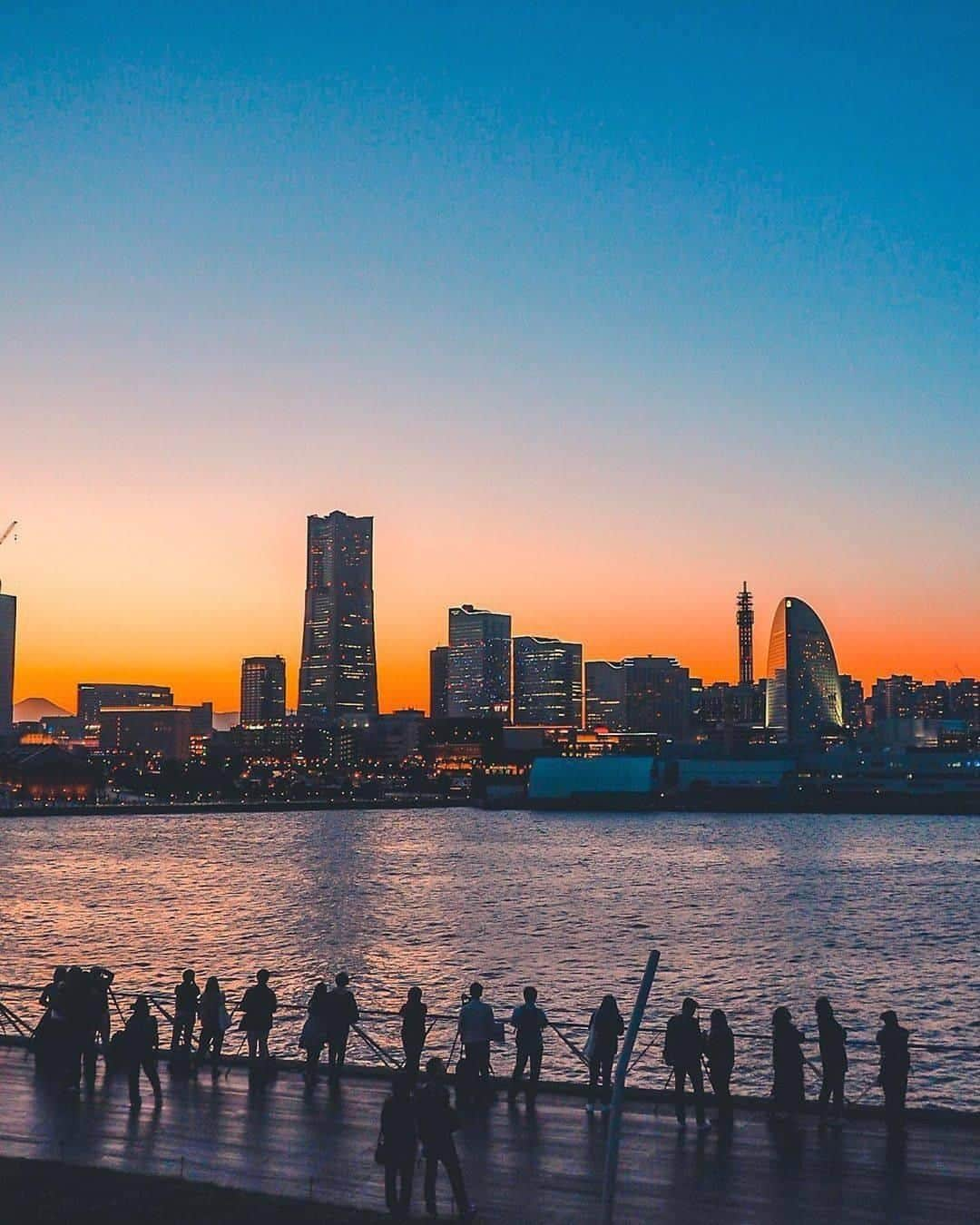 横浜市さんのインスタグラム写真 - (横浜市Instagram)「Starting off the week with a beautiful Osanbashi view is always a good idea.﻿ Photo: @k.02__photo﻿ #myyokohama ﻿ ﻿ #yokohama #darlingescapes #beautifuldestinations #artofvisuals #somewheremagazine #discoverglobe #travelawesome #passionpassport #lovejapan #explorejapan #japanlife #japanfocus #japan_vacations #japanrevealed #よこはま #ヨコハマ #横浜」6月22日 18時00分 - findyouryokohama_japan