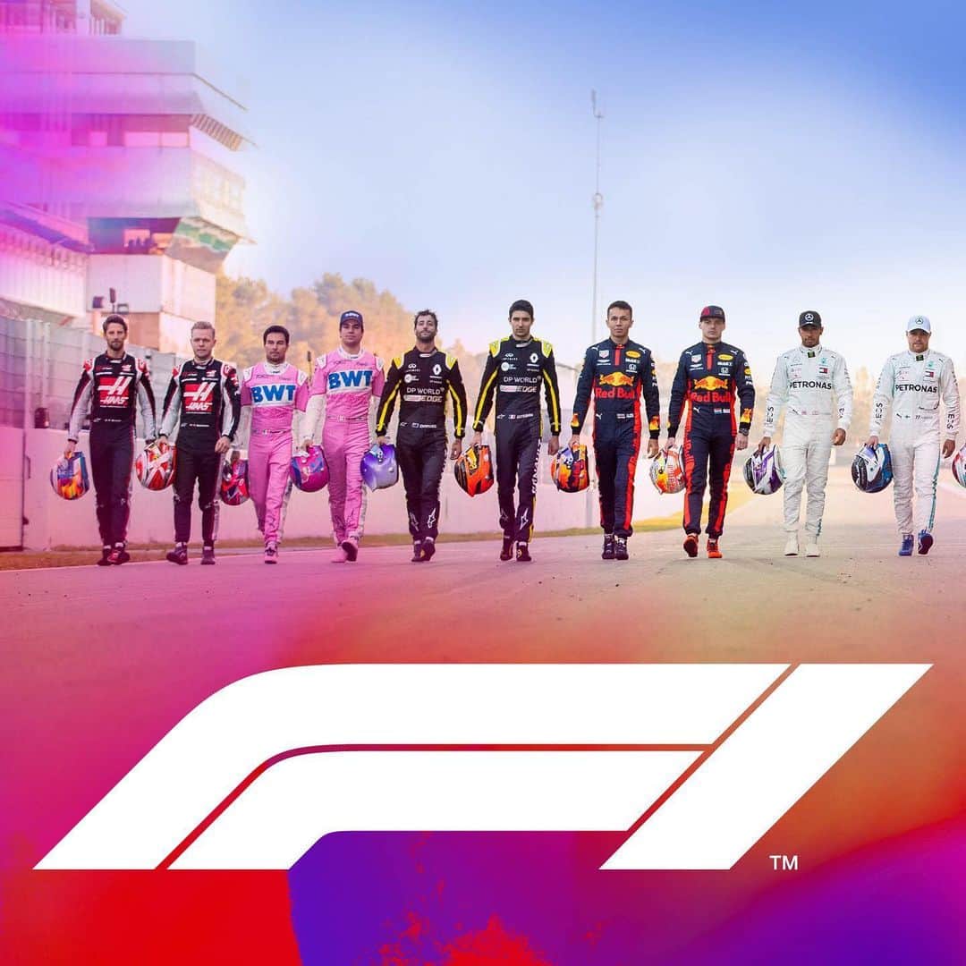 F1さんのインスタグラム写真 - (F1Instagram)「We must return with added purpose and determination to tackle the major issues that we as a sport, but also society, are facing.  Today we make our commitment to addressing those issues.  And as we build to Austria, we will be announcing new pledges to support a wide range of causes including front line workers, sustainability, inclusion and equality. Visit f1.com for more  #WeRaceAsOne #F1」6月22日 18時00分 - f1