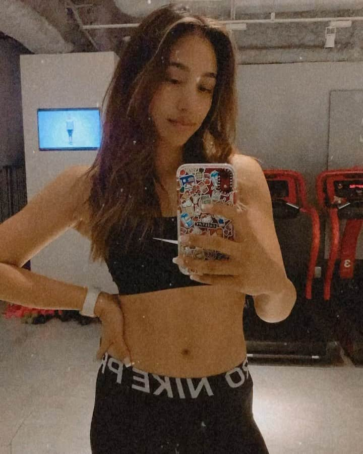 Megha Shrestha のインスタグラム