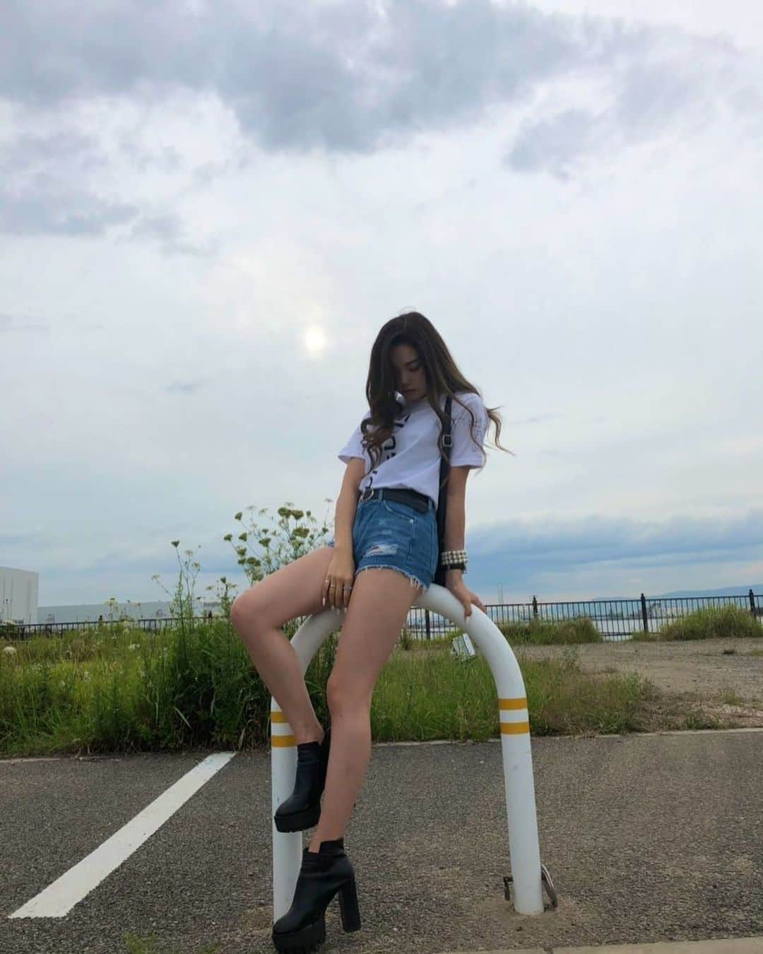 原田美優さんのインスタグラム写真 - (原田美優Instagram)「. .  昨日の#ootd ‪‪❤︎‬ . やっぱりTシャツにデニムコーデ楽だし好きっ 💯‪‪❤︎‬‪‪❤︎‬ .  #denimcode #denim #デニムコーデ #デニム #instagood」6月22日 19時00分 - harada.myu