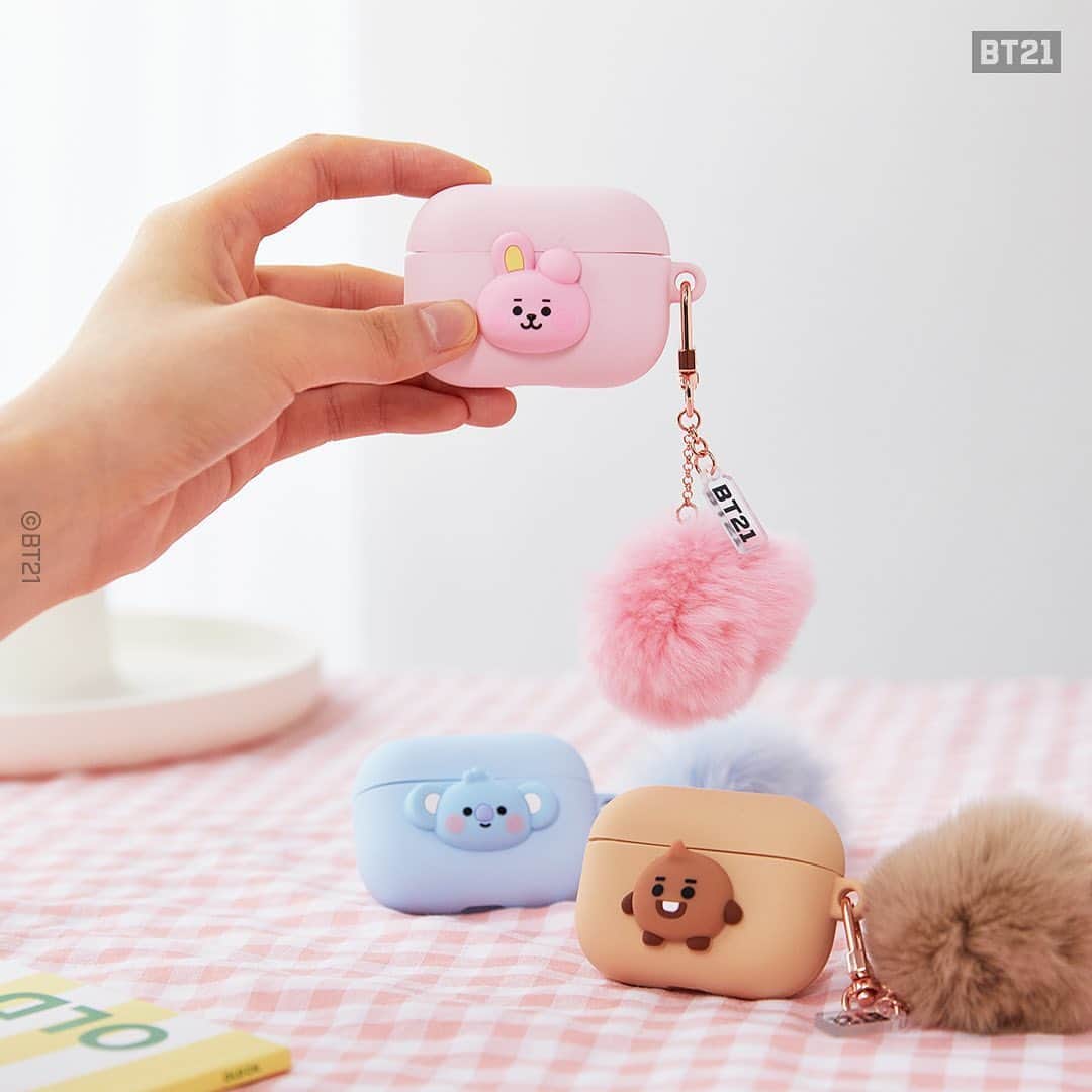 BT21 Stars of tomorrow, UNIVERSTAR!さんのインスタグラム写真 - (BT21 Stars of tomorrow, UNIVERSTAR!Instagram)「BT21 BABY Living Accessories Present for homebodies! ⠀ These babies will come to your dreams, but also stay with you on your blanket. 😴 ⠀ Just lying down and rolling around is the best option on hot days like these. Enjoy your staycation with BT21 BABY blanket, Airpods Pro case, Grip holder. Shop now👉Link in bio ⠀ #BT21 #BT21BABY #AirpodproCase #Airpodpro #HolderStick #Griptok #SummerBlanket」6月22日 10時37分 - bt21_official