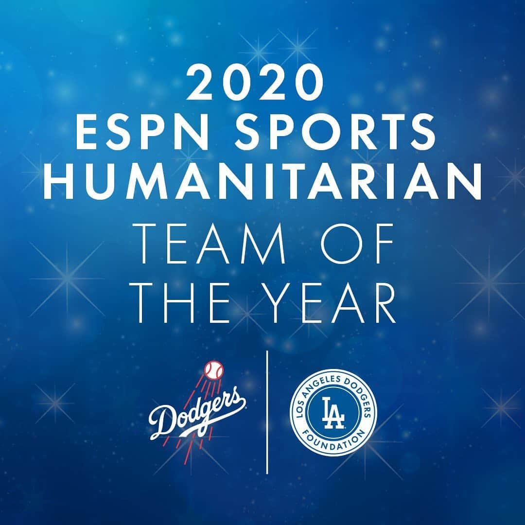 Los Angeles Dodgersさんのインスタグラム写真 - (Los Angeles DodgersInstagram)「‪The Los Angeles Dodgers win the 2020 @espn Sports Humanitarian Team of the Year in recognition of the work of the @dodgersfoundation! #BiggerThanBaseball‬」6月22日 11時20分 - dodgers