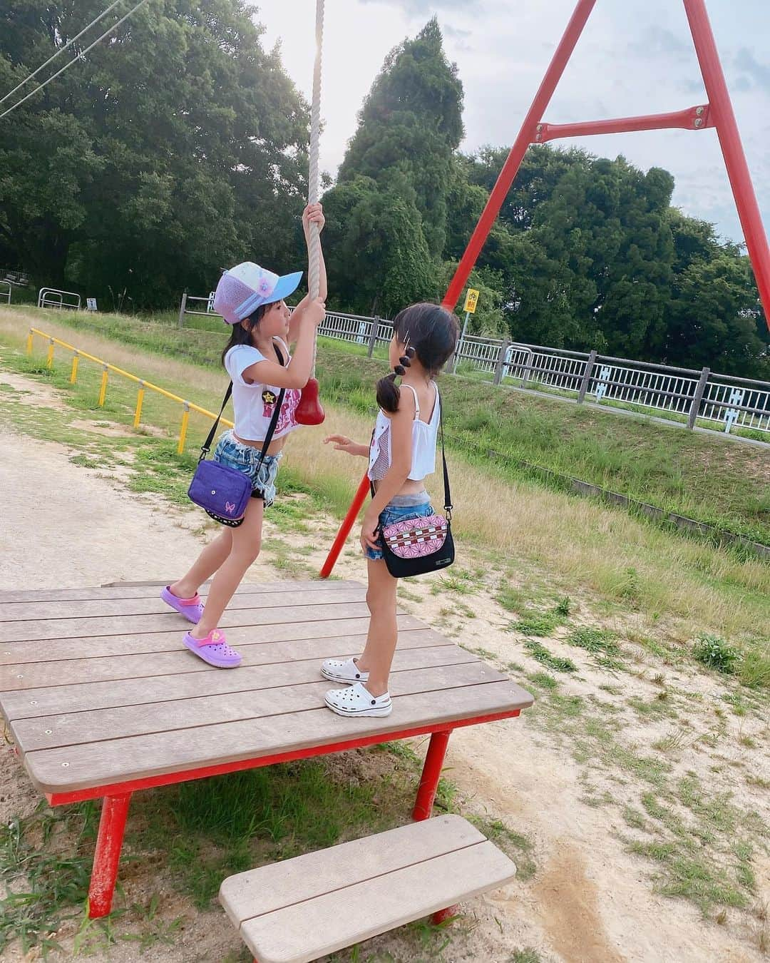 堀えりかさんのインスタグラム写真 - (堀えりかInstagram)「おばあちゃんマン👵💕 .  #コーデ #お揃いコーデ #bbq #プール遊び #テント」6月22日 11時24分 - xerikax143