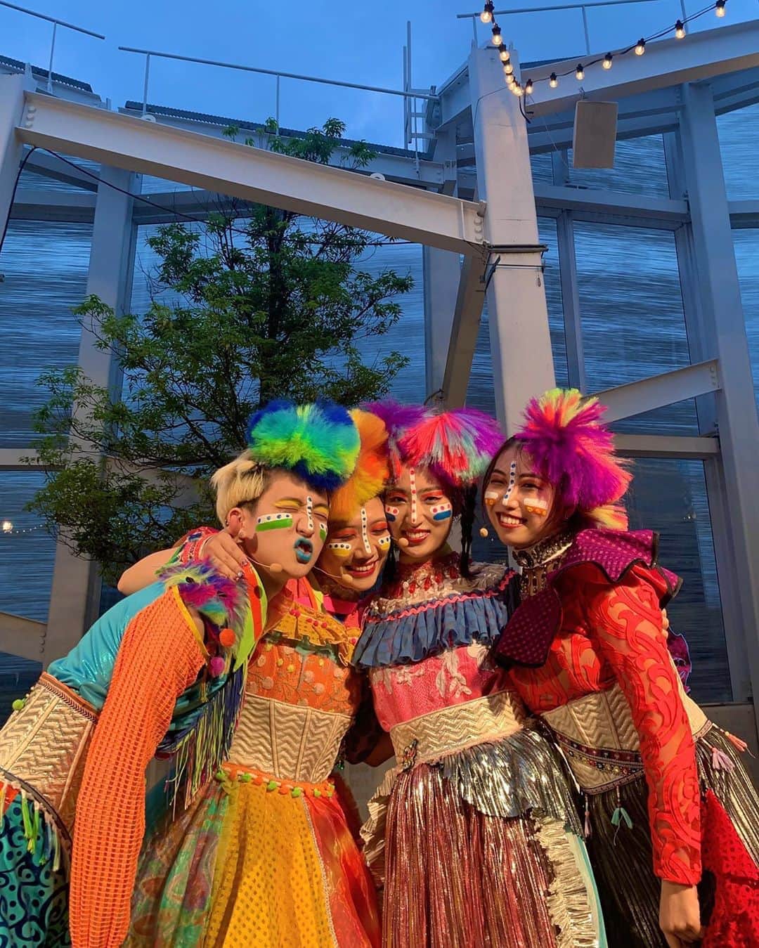 AO のインスタグラム：「#Thumva リモートLIVE あっという間だったなあ 久々のLIVE楽しかった🕺 無観客だったけどLIVE中にコメント見れるし お客さんと会話できるの楽しいですね 昨日見てくれた方ありがとうございました😊 #tempurakidz#thumva#dance#リモートLIVE#配信ライブ」