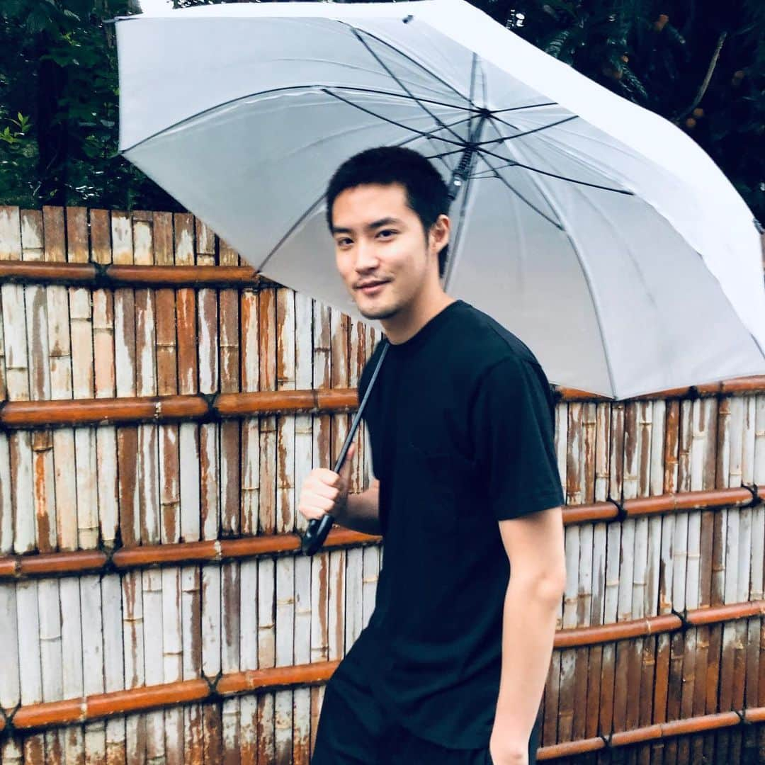 白石隼也さんのインスタグラム写真 - (白石隼也Instagram)「今日は、東京は冷たい雨。  彩の国シェイクスピア・シリーズ第36弾『ジョン王』 ＜払い戻しのご案内＞  ホリプロ・スクエア「白石隼也メルマガ」会員枠でチケットをご購入いただいた方の払い戻し方法は、郵便普通為替にてチケットご購入時にご登録頂きましたご住所に郵送にて、8月31日(月)までに送付させていただきます。  郵便為替がお手元に到着致しましたら、お手数ですが、お近くの郵便局にて換金頂けますよう、お願い申し上げます。  9月5日(土)になっても郵便普通為替がお届けできない場合はホリプロ・スクエア事務局までお問い合わせ頂けますよう、お願い申し上げます。 ◆ご住所にご変更がある方 チケットご予約後、ご登録のご住所がご変更になられている方は、お手数ですが、その旨を下記内容と合わせてホリプロ・スクエア事務局までメールにてお知らせ頂けますよう、お願い申し上げます。 ・お名前 ・会員番号 ・ご購入いただいた公演日時、枚数 ・変更後の住所  弊社のチケット受付システムはご予約時にご登録頂いておりますご住所にチケット(払戻の郵便為替)を送付するものとなっており、「会員マイページ」より個人情報をご変更頂きましても、チケット(払戻の郵便為替)の発送先は変更されませんのでご注意下さい。 ◆住所変更申請メールアドレス fanclub@horipro.co.jp  #白石隼也 #ジョン王 #ラストライン」6月22日 13時40分 - s_shiraishikun