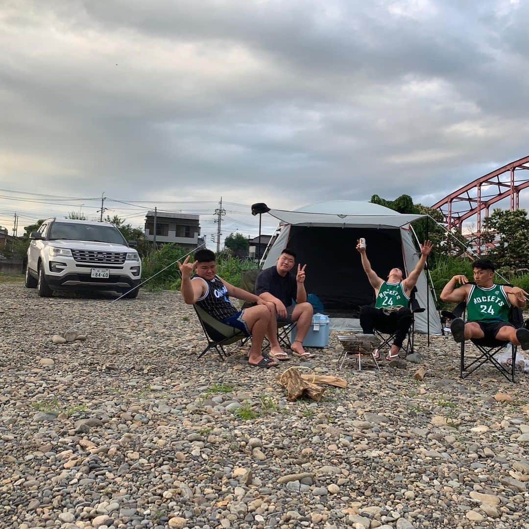 中嶋大希さんのインスタグラム写真 - (中嶋大希Instagram)「#camp#outdoor#fordexplorer  #1人持ち物３つまで💩」6月22日 19時41分 - ____daiki