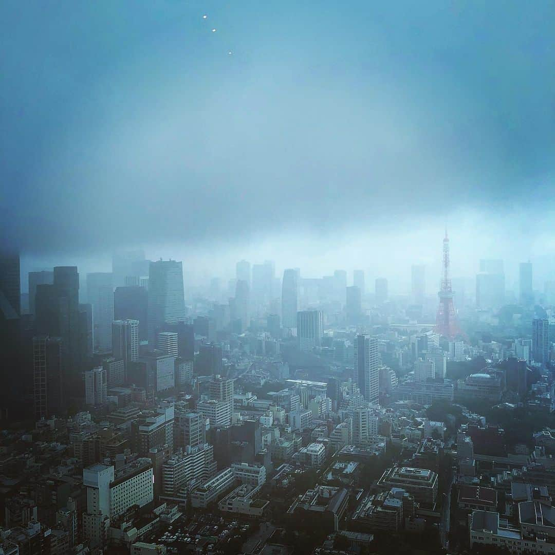 尾崎将也さんのインスタグラム写真 - (尾崎将也Instagram)「雨の東京。」6月22日 14時34分 - masaya._ozaki