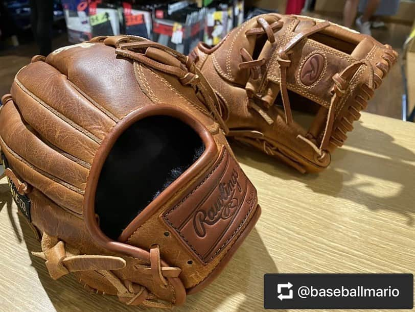 Rawlings Japanさんのインスタグラム写真 - (Rawlings JapanInstagram)「#Repost @baseballmario with @get_repost ・・・ … coming soon…… @rawlings_japan_llc ・ ・ ・ #ちょっとずつ猛進 #ベースボールマリオ #下北沢 #スポーツマリオ #グラブブルペン #野球専門店 #東京野球専門店 #野球 #ソフトボール #知好楽面 @rawlings_japan_llc」6月22日 14時44分 - rawlings_japan_llc