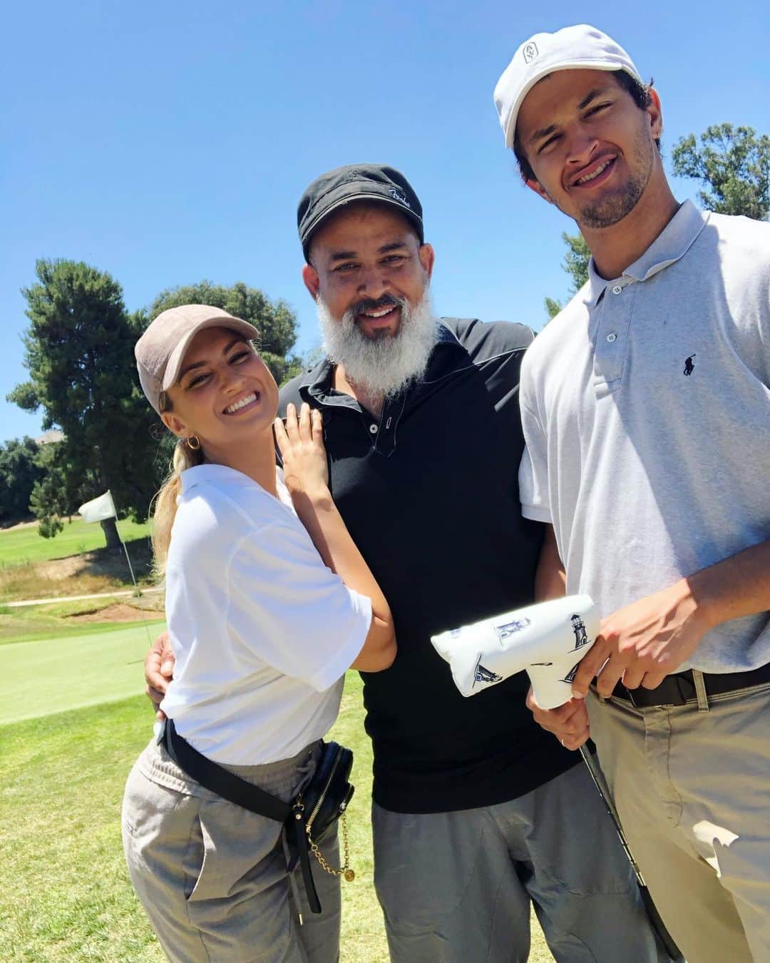 トーライ・ケリーのインスタグラム：「great day with these 2. happy father’s day dad!!! 💖💖💖 (okaaayyy even tho i didn’t actuuualllyyyy golf, y’all already know i had a blast just driving that golf cart around & talkin’ trash like the loving daughter/sister that i am lol🏌🏼‍♀️💕)」