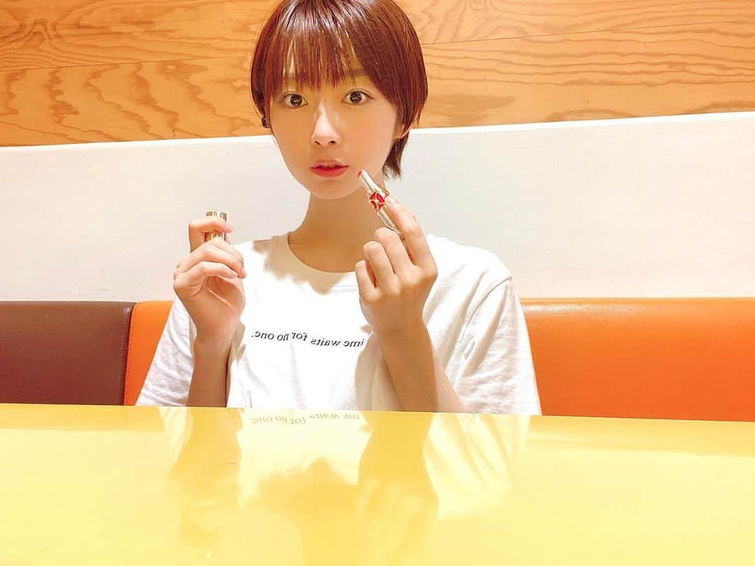 河内美里さんのインスタグラム写真 - (河内美里Instagram)「∗*ﾟ ぬりぬり💄 . . . #プレゼントでいただいたリップ #ヘビロテしていたら #そろそろ使い切りそうなので #自分でリピートしちゃった #YSLのリップは香りも好き . . . .」6月22日 16時49分 - misato_kawauchi