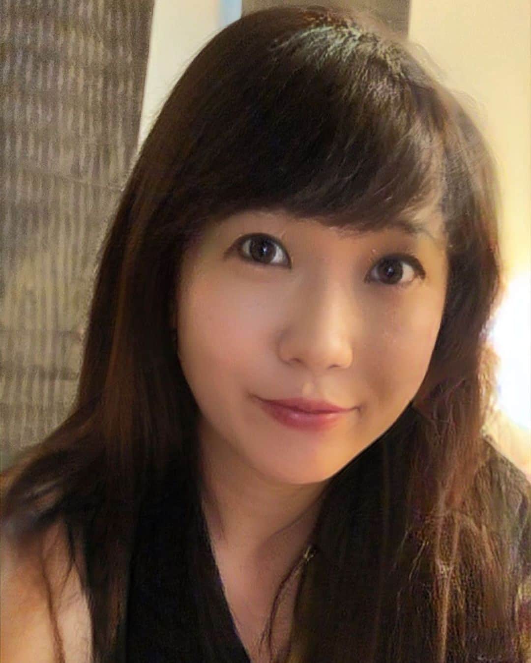 金子貴俊のインスタグラム：「性別変える加工してみたけど、 あまり変わらない💦  #加工#faceapp」