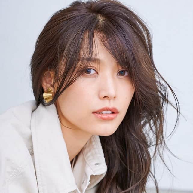 モデルエージェンシー・フロスのインスタグラム：「New Face!! 石川周（前モデル名：石川真央）が弊社所属になりました。 . https://www.flos.ne.jp/models/amane-ishikawa/index.html . #石川周#いしかわあまね#IshikawaAmane#石川真央#いしかわまお#IshikawaMao #model#モデル#CM#広告#Fashion#ファッション#Beauty#ビューティ#magazine#雑誌#newface#modelagency#モデル事務所#FLOS#フロス#tokyo#東京」