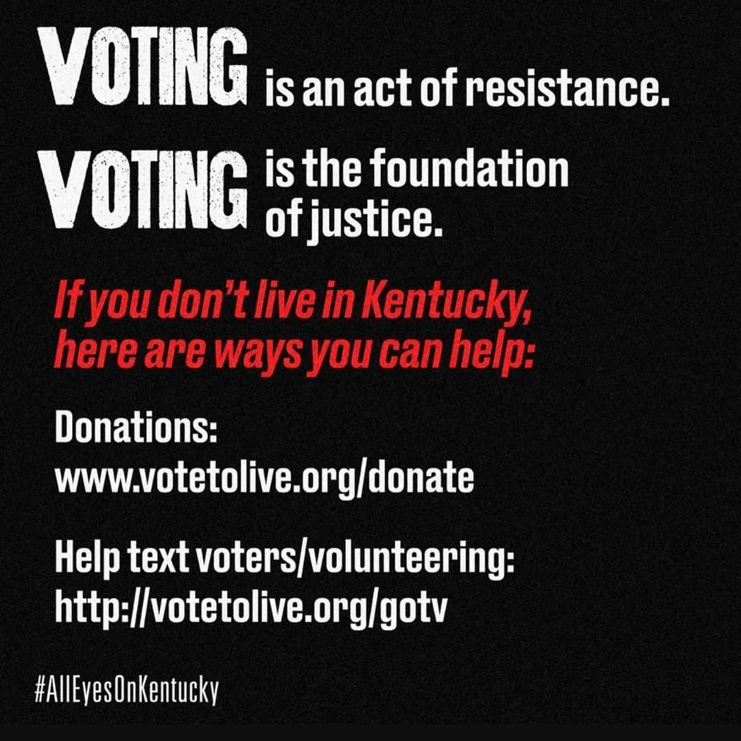 クロエ・グレース・モレッツさんのインスタグラム写真 - (クロエ・グレース・モレッツInstagram)「Hi everyone ! Please repost and tag your friends !  Get the word out !! THIS TUESDAY There’s a massive chance for a big win and BIG change because the primary election is coming up in Kentucky, June 23.  Breonna Taylor was murdered in Louisville and still, there has been no justice. Voter suppression is real; Jefferson County has ONE polling place for 600,000 people.  Mitch McConnell’s got to go and in his place they have the chance to elect a senator, Charles Booker, @booker4ky , who is someone who represents the real values we all need in this moment, whose work politically and on the ground, is in alignment with the change we need to see. Repost, VOTE, and if you’re not from Kentucky you can volunteer and Donate !! Follow the Link in my bio for more ways to get involved and help! #ALLEYESONKENTUCKY remember, voting is an act of resistance ! Votetolive.org」6月23日 3時31分 - chloegmoretz
