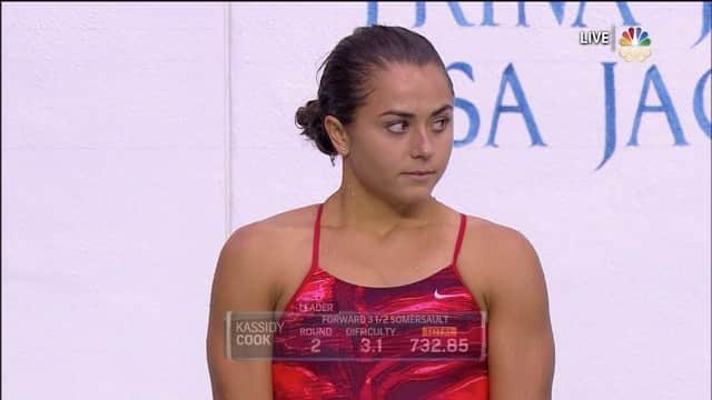 キャシディ・クックのインスタグラム：「4 years ago, qualifying for my first Olympic team....one of the best days of my life! It’s crazy to think that this past weekend i was supposed to be competing for my spot on the 2020 U.S. Olympic team. Things may not have gone to plan this year, but y’all better know I’m gonna be ready next June 😼 #Tokyo2020ne」